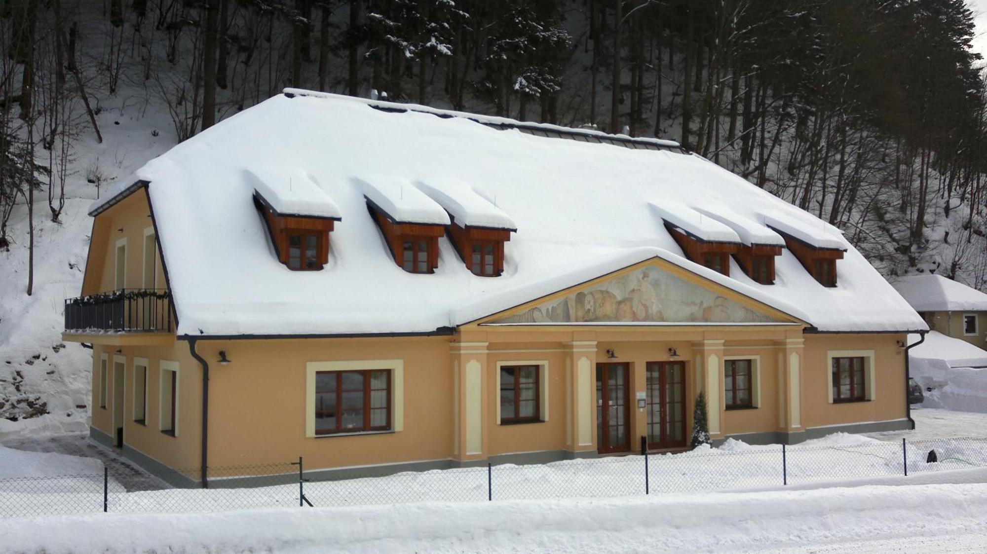 Apartmany Weissov Dom Banská Štiavnica المظهر الخارجي الصورة