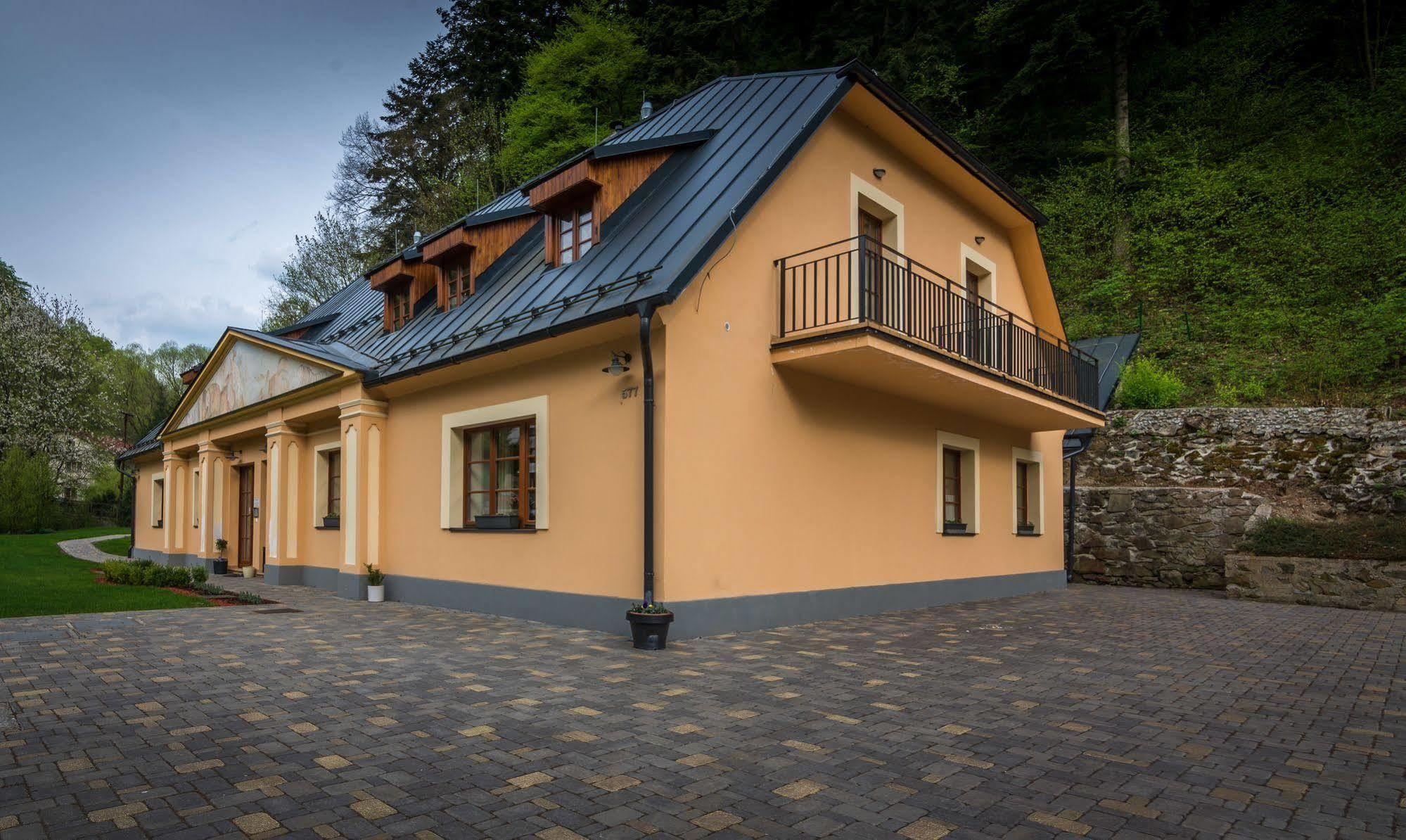 Apartmany Weissov Dom Banská Štiavnica المظهر الخارجي الصورة